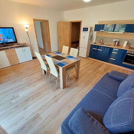 Moderni Apartman Horni Marsov - By Alka Exteriér fotografie